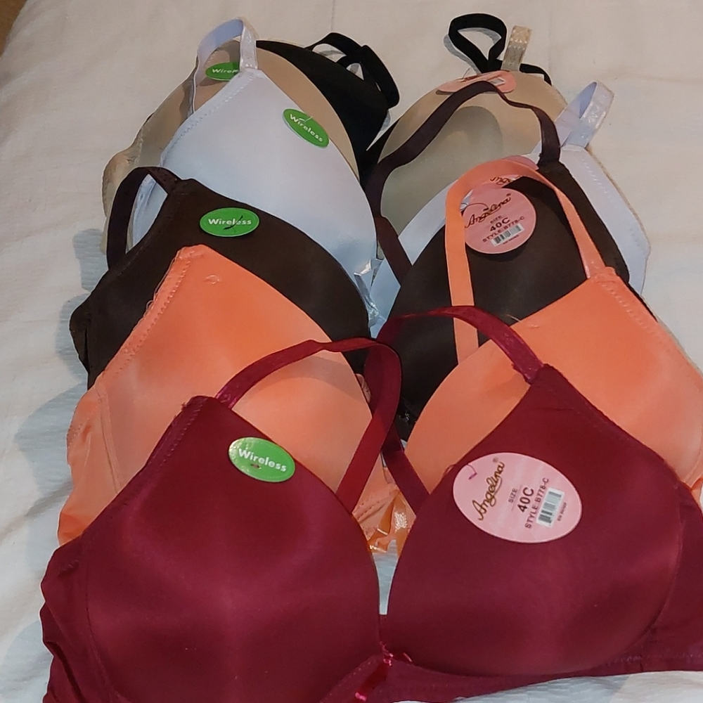 Wireless T-shirt bras 40C Qty 6  6 colors all incl